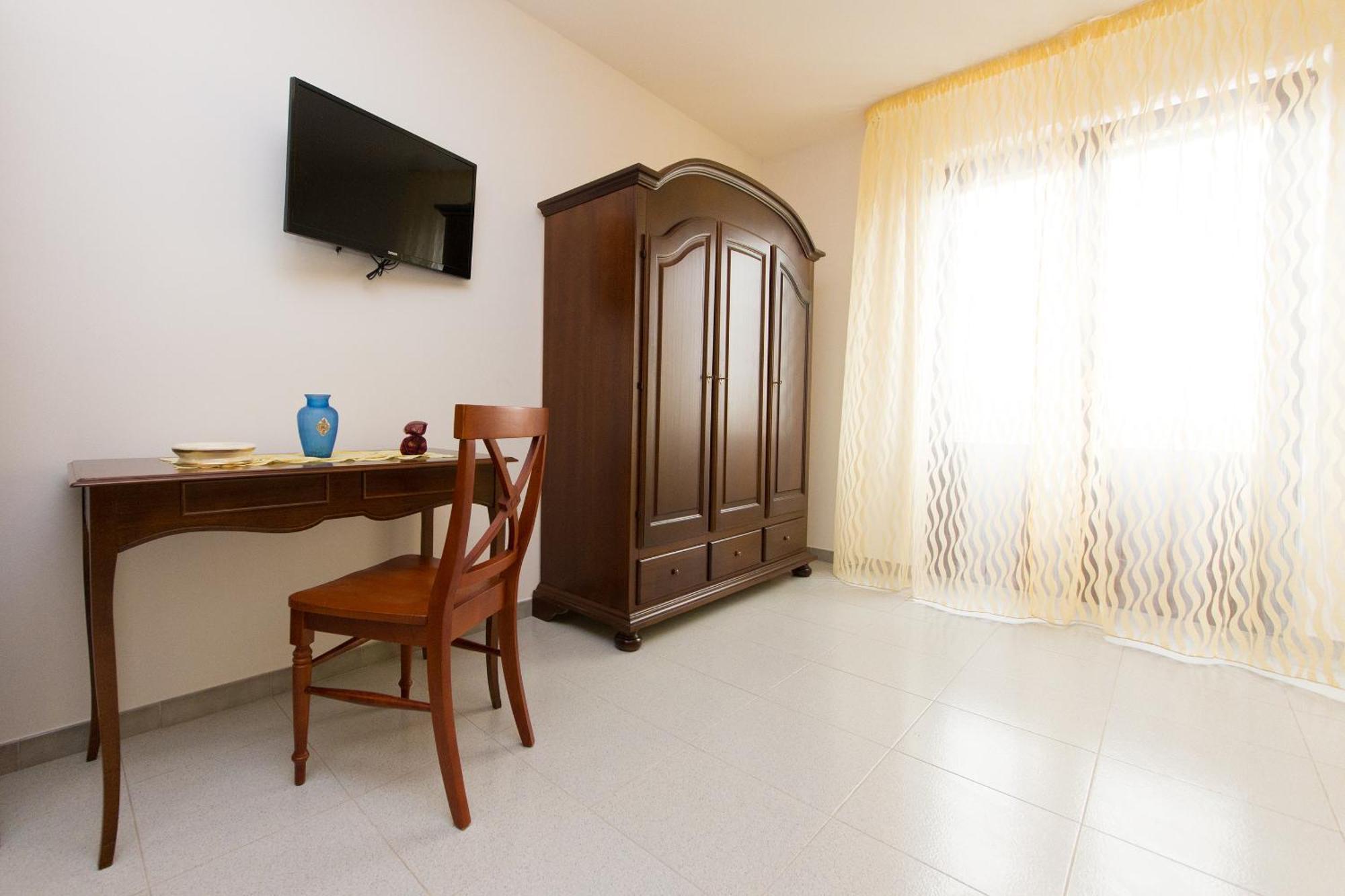 B&B La Casa Nel Borgo Specchia Εξωτερικό φωτογραφία